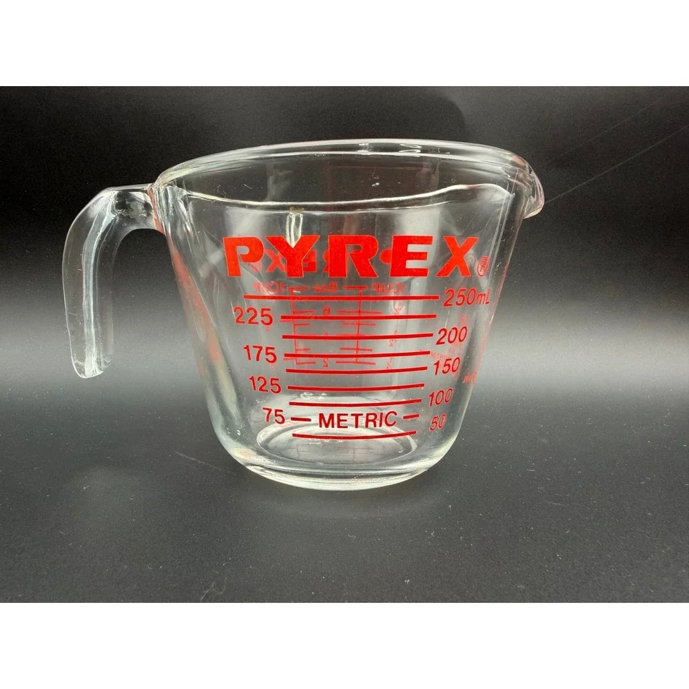 Pyrex 1 Cup 8oz 250ml Glass Measuring Cup Red Lettering 508 Corning USA